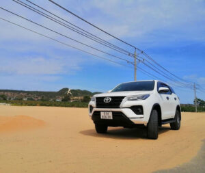 cho thuê xe 7 chỗ có tài xế tại TPHCM