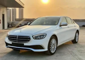 thuê xe du lịch tại bình thạnh